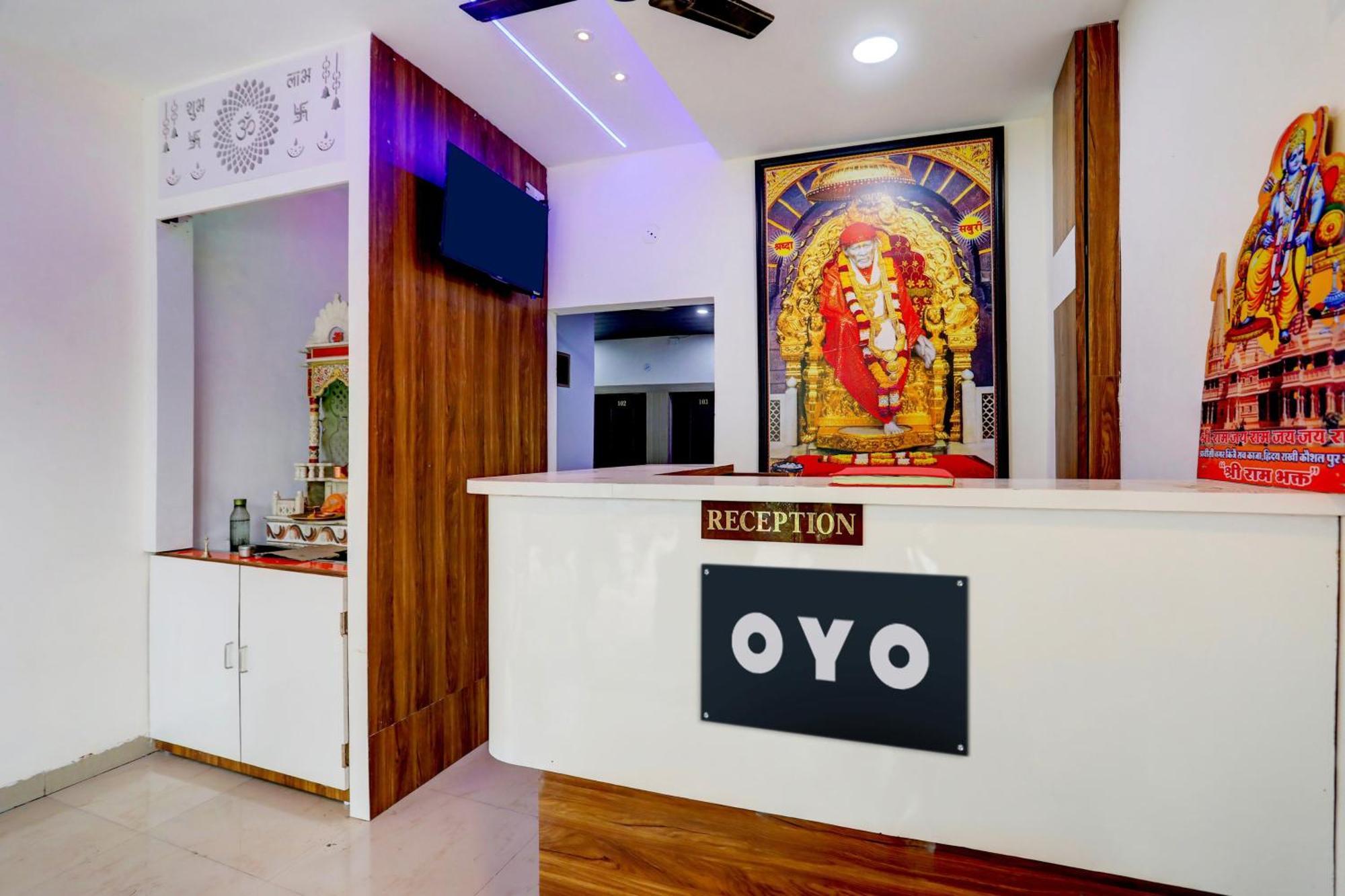 Hotel O Sb 47 Индаур Экстерьер фото
